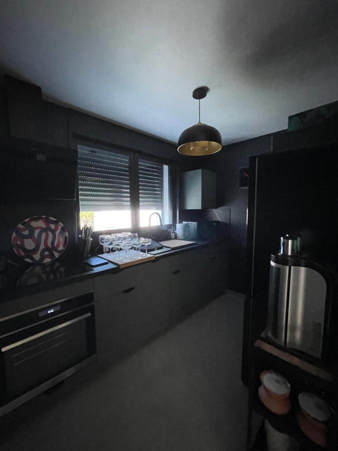 Appartement De Caractere Avec Jacuzzi Fréjus Exterior foto