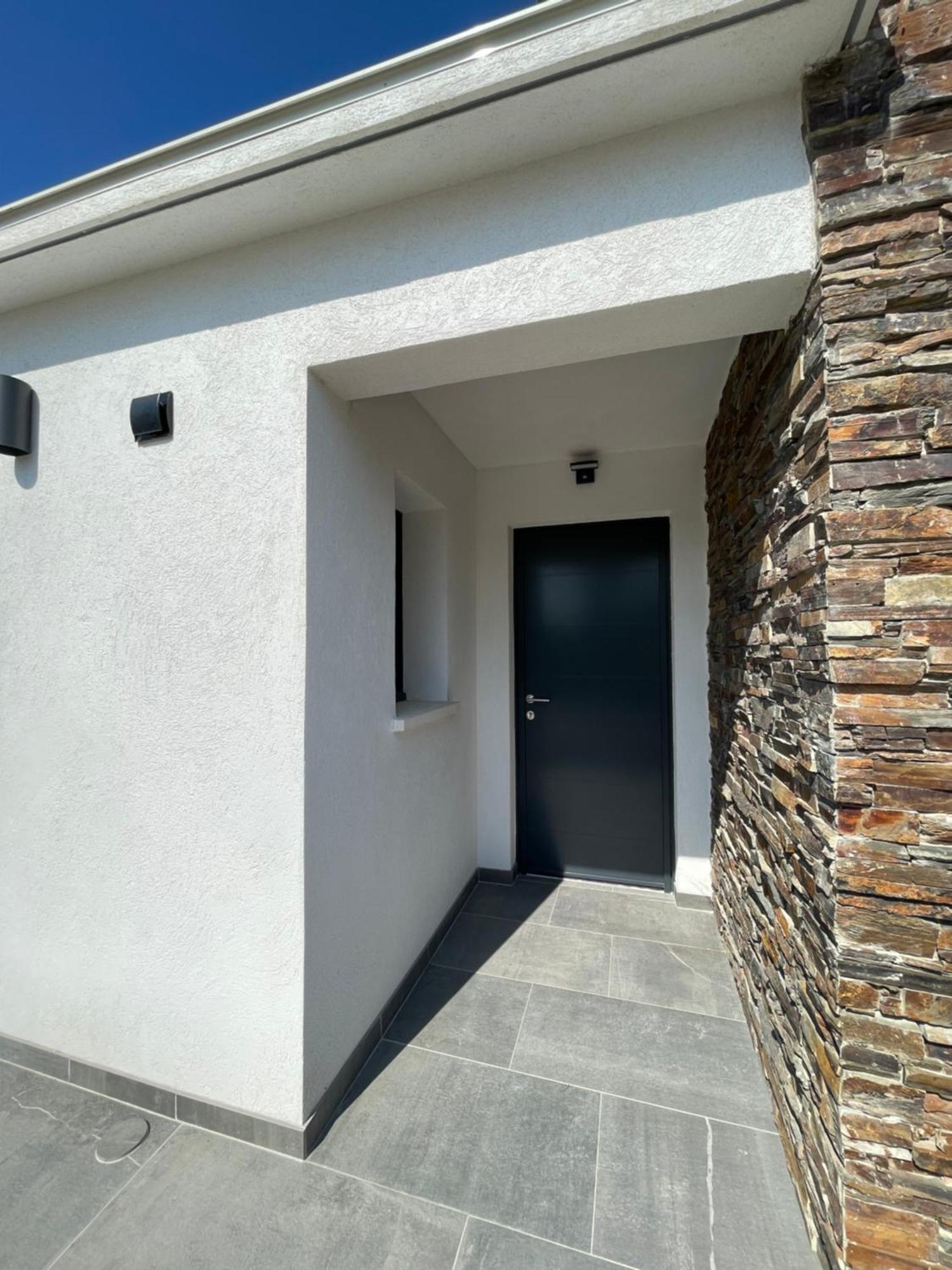 Appartement De Caractere Avec Jacuzzi Fréjus Exterior foto